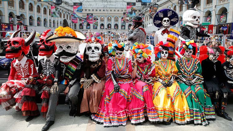 mexican-celebration-day-of-the-dead-comes-to-life-for-american