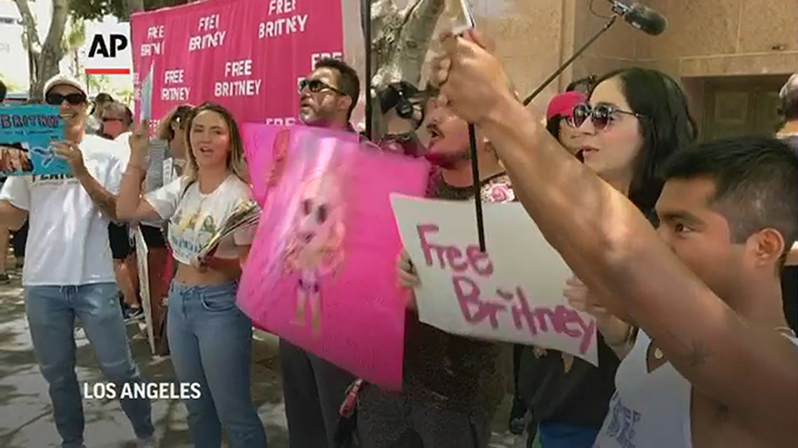Fans support Britney Spears at court hearing: 'This is her magnum opus'