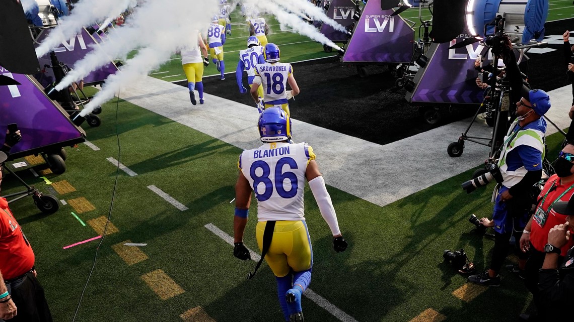 Los Angeles, United States. 14th Feb, 2022. Los Angeles Rams wide receiver Cooper  Kupp (10) pulls in a one-yard game winning touchdown while covered by  Cincinnati Bengals cornerback Eli Apple (20) in