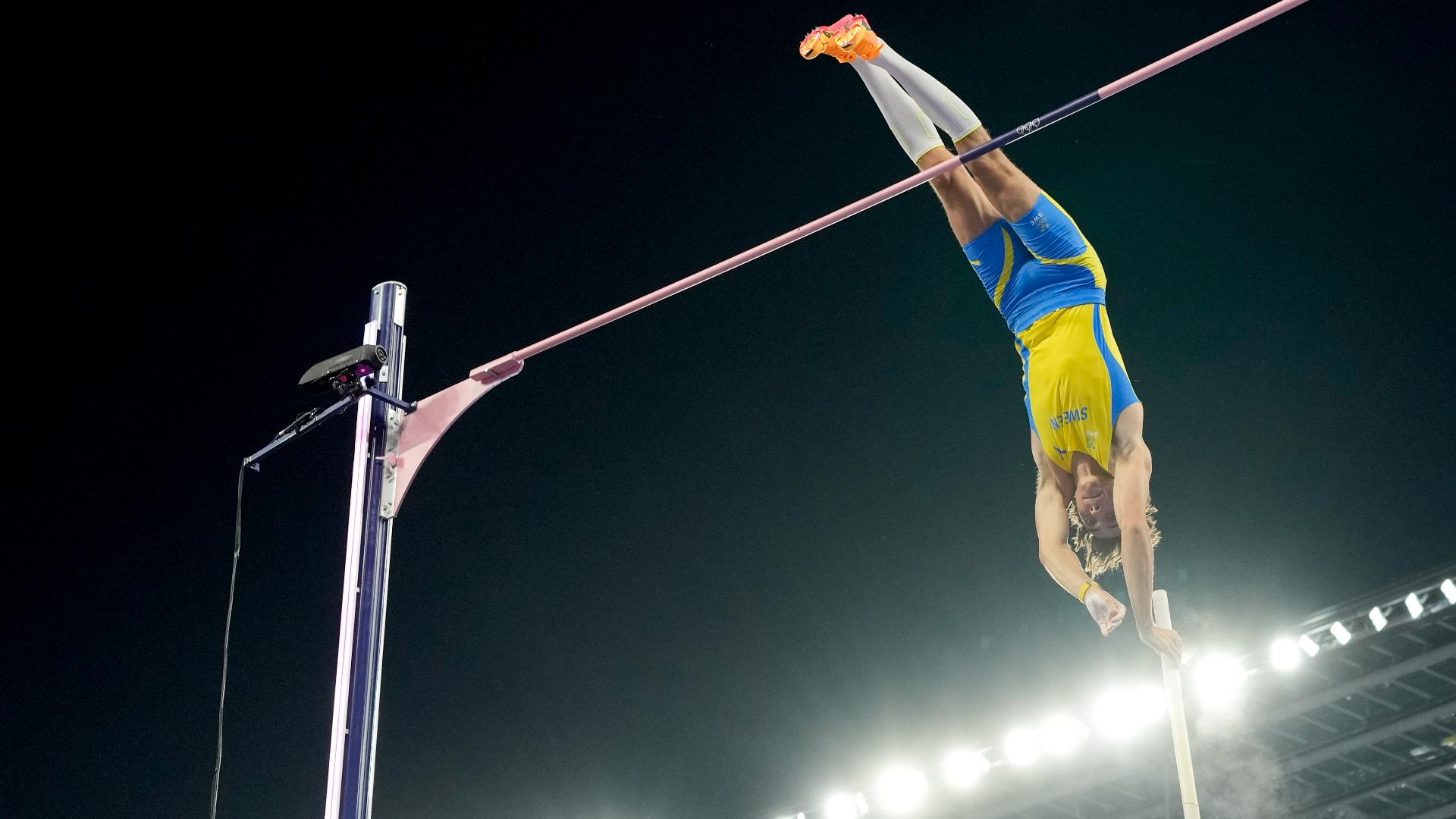 Mondo Duplantis breaks world record again in Olympic pole vault