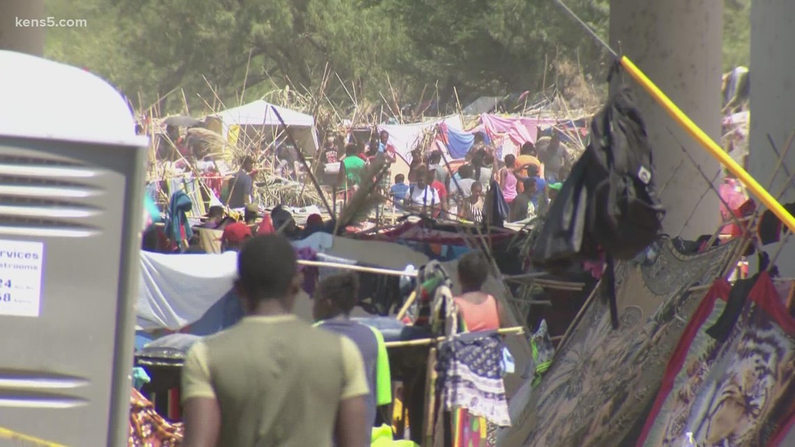 'Unprecedented steps' | Gov. Abbott says Texas is arresting migrants in ...