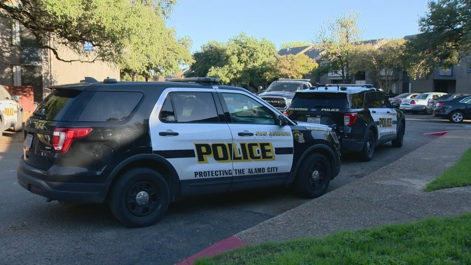 Mother charged after her 7-month-old baby nearly drowned in tub, police ...