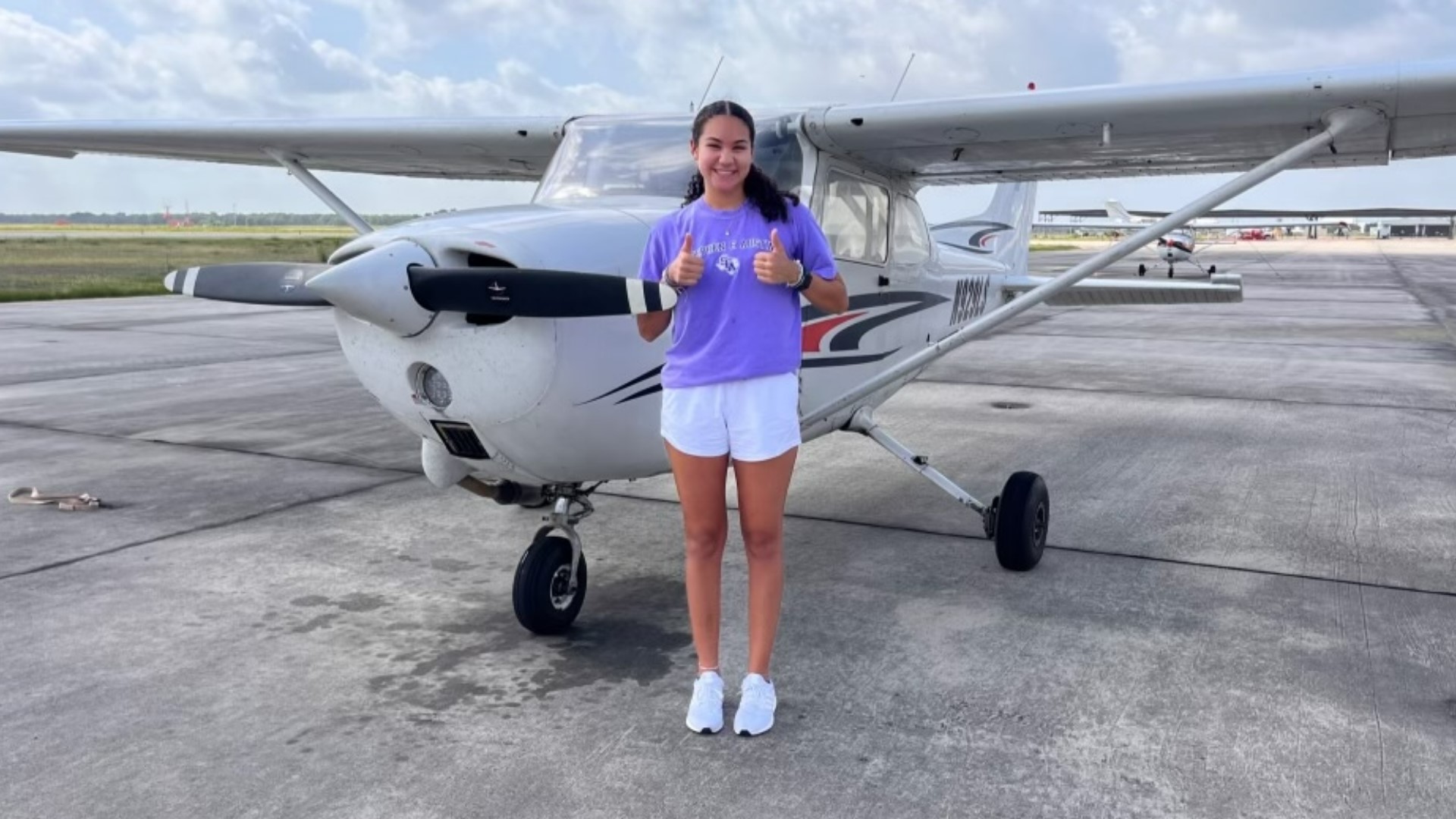 17-year-old Jayden Walker's passion for aviation and desire to grow the industry has earned her a scholarship named after a heroic pilot