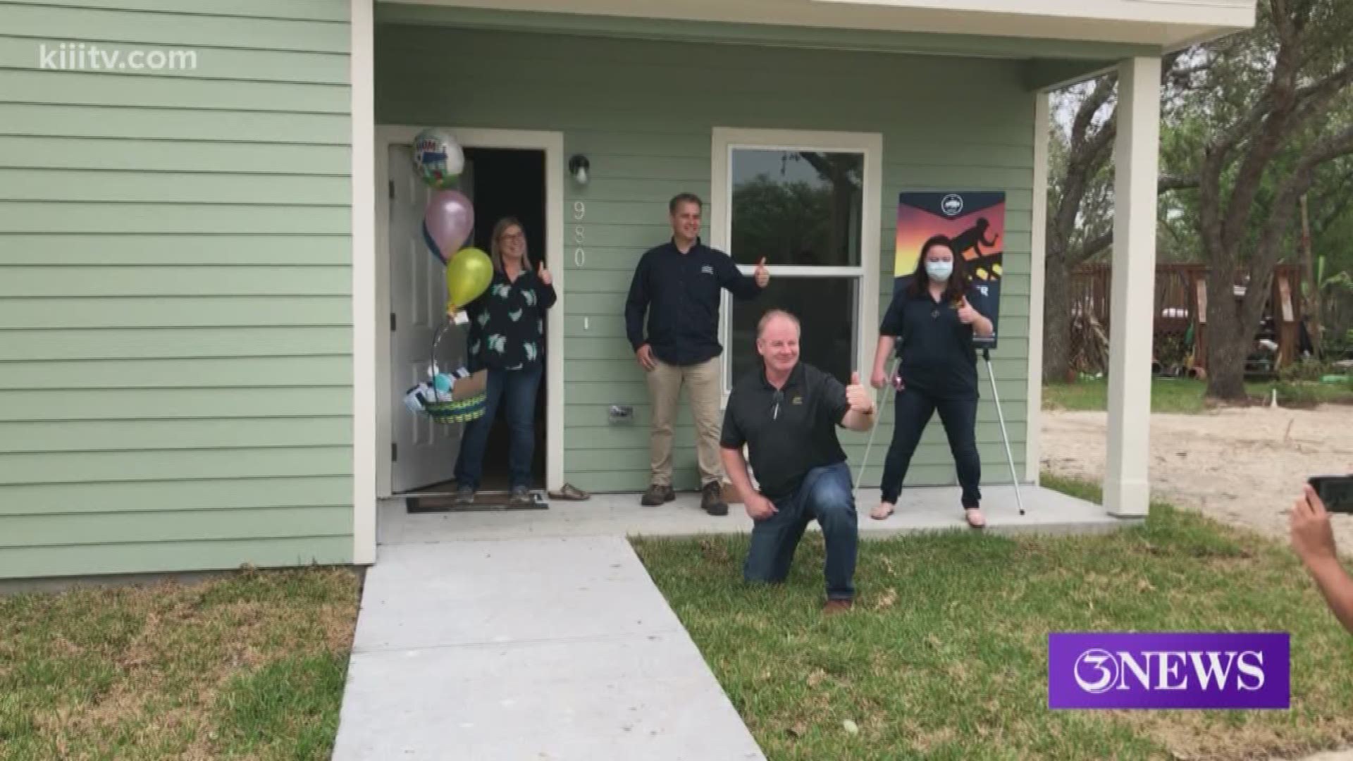 Rockport resident gets the keys to her newly re-built home 