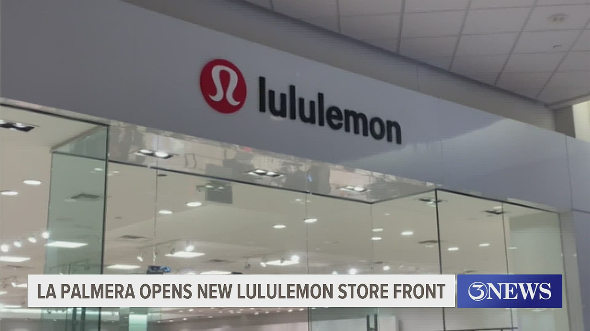 La Palmera celebrates opening of Lululemon store