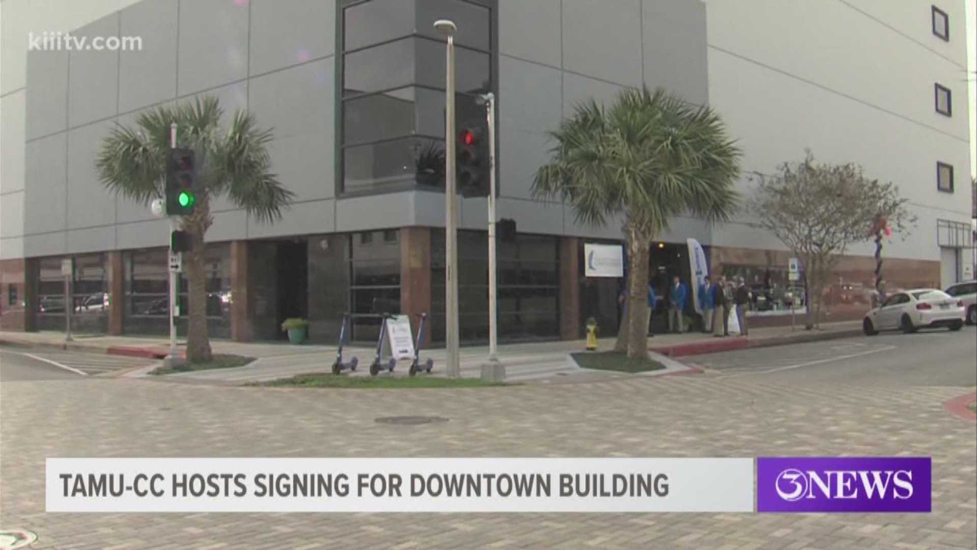 It was a historic day for Texas A&M University-Corpus Christi on Thursday as they celebrated the signing to purchase a building in the downtown area.