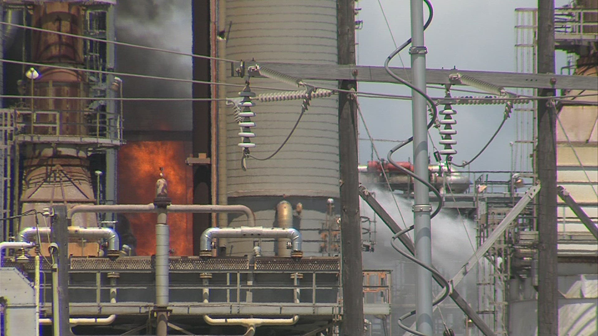 The fire at Valero's west refinery did not produce any "offsite concerns," plant officials said in a news release Wednesday afternoon.