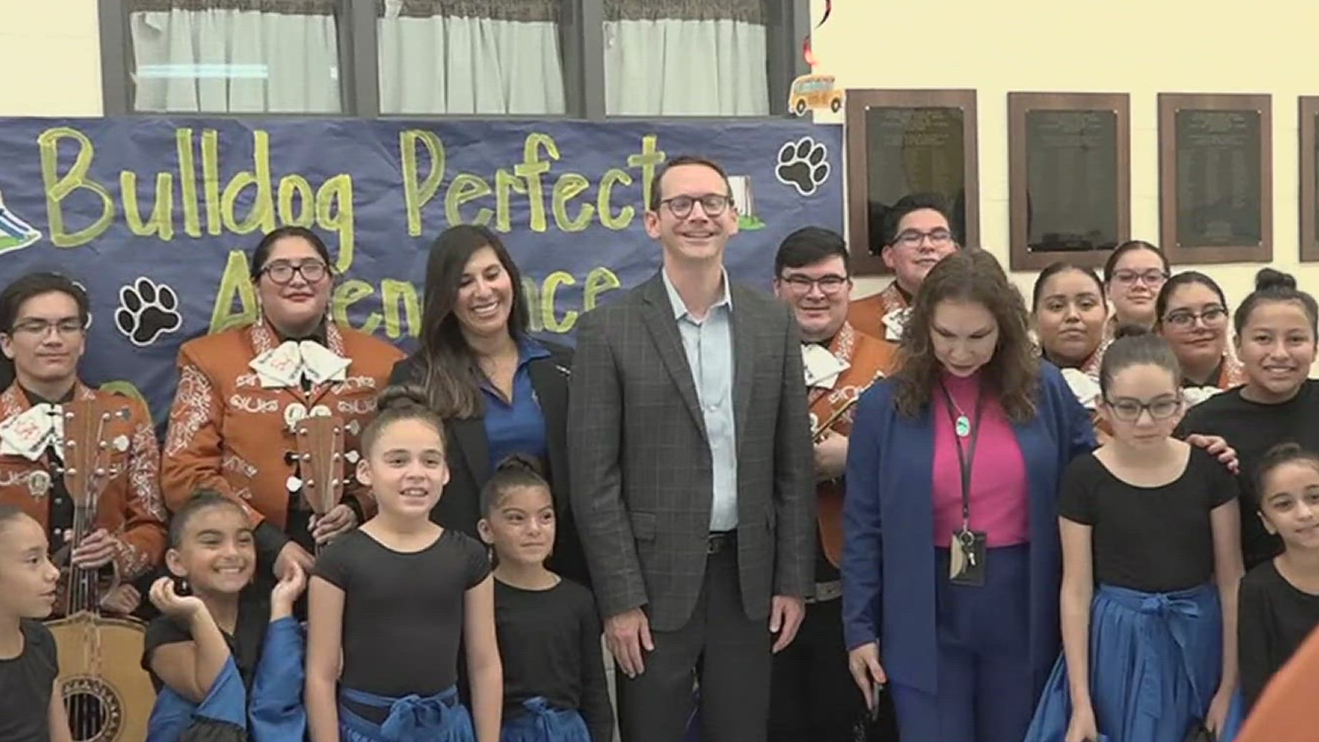 He toured Alice ISD's Schallert Elementary and was received a warm welcome from the Alice High School Mariachi Coyote and Schallert's ACE Folklorico dancers.
