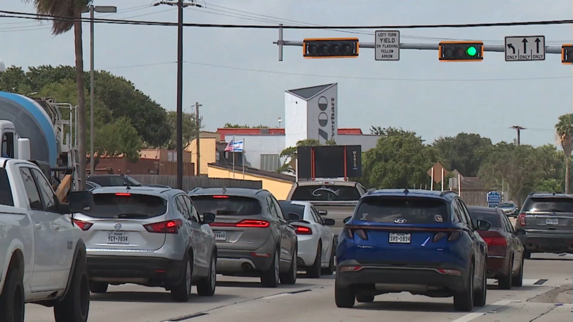 Final lane closures underway at Staples and Everhart intersection