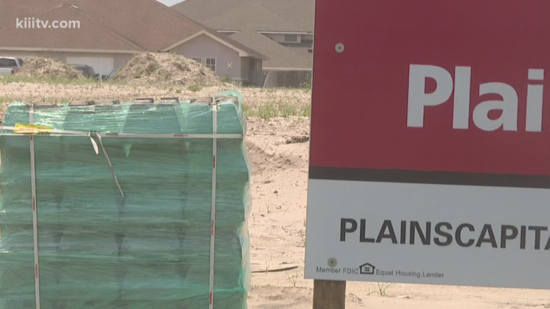 Residents anxious for progress on new Padre Island grocery store