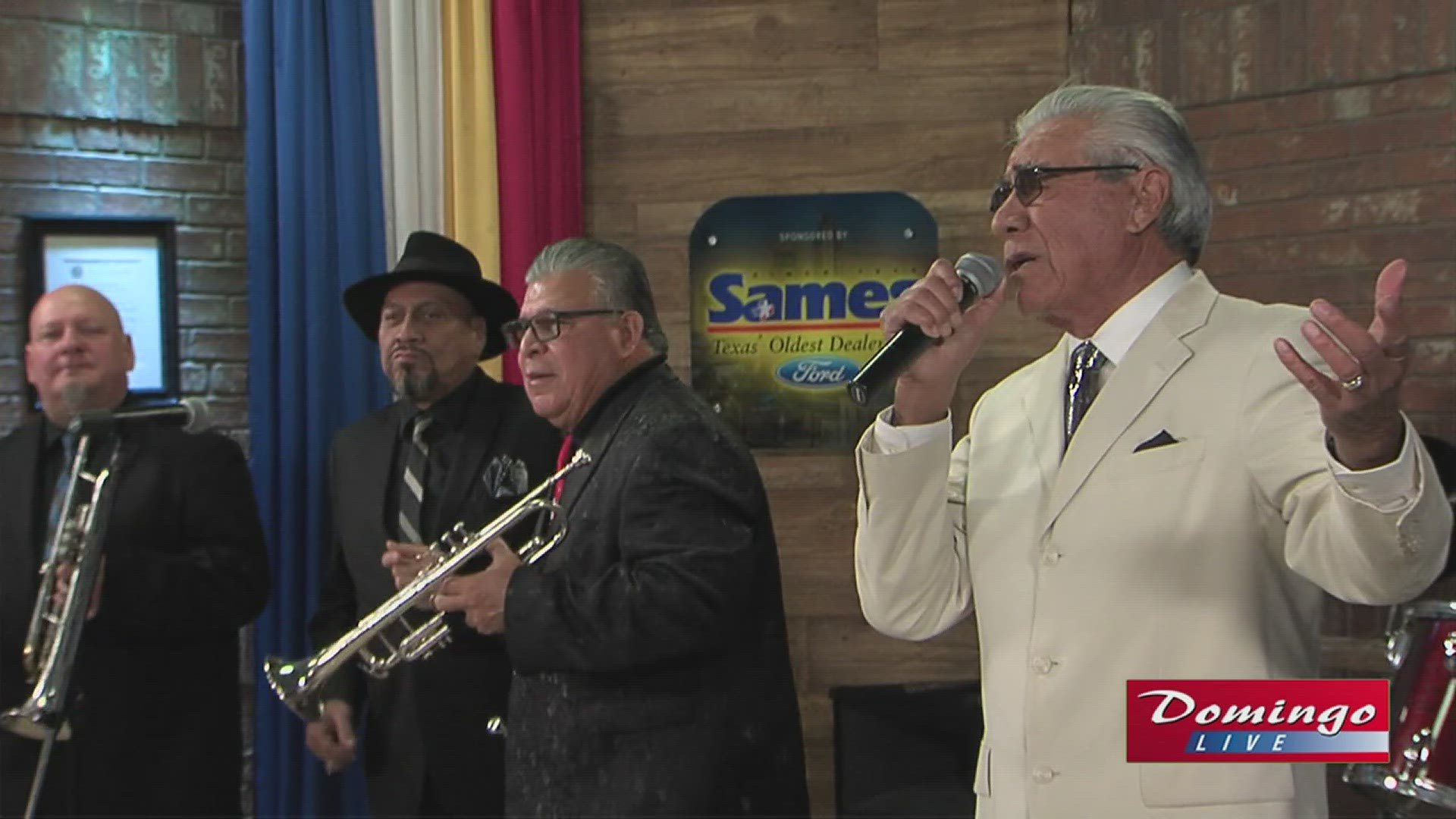 Ruben Ramos & the Mexican Revolution joined us on Domingo Live to eprform their song "En Tejas."
