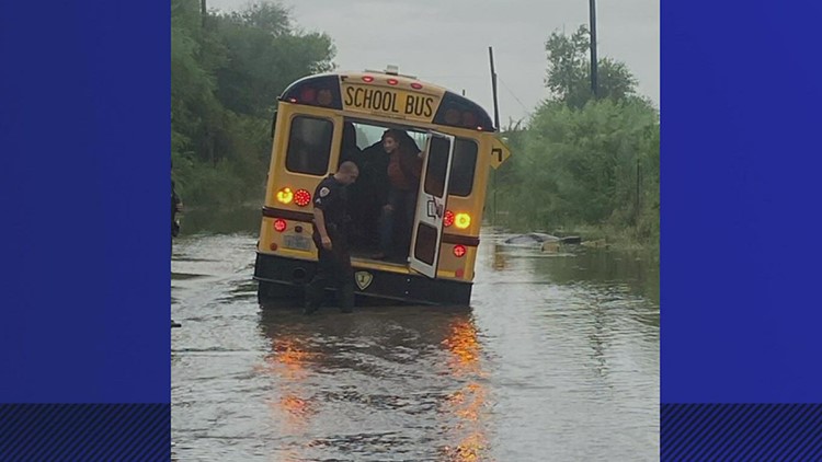 Students, driver rescued from bus in Alice