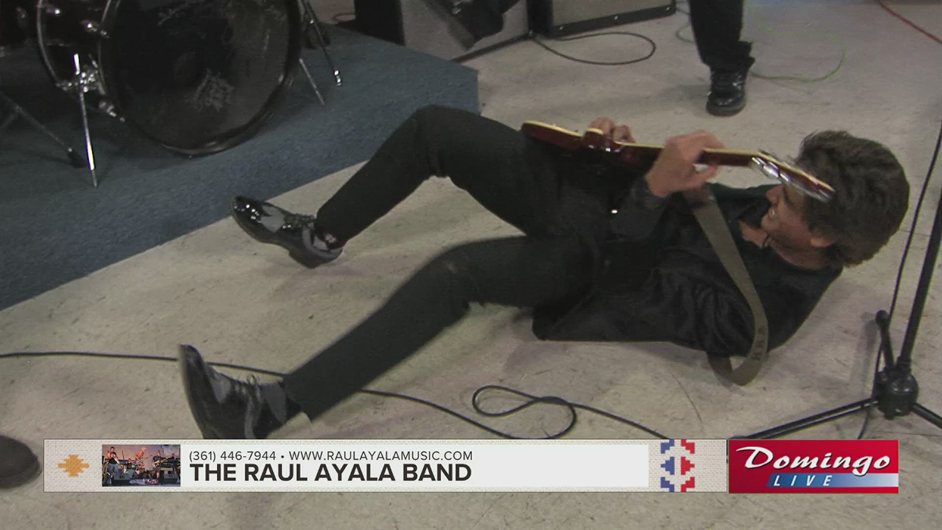 Corpus Christi's The Raul Ayala Band joined us on Domingo Live to perform their song "DO YOU."