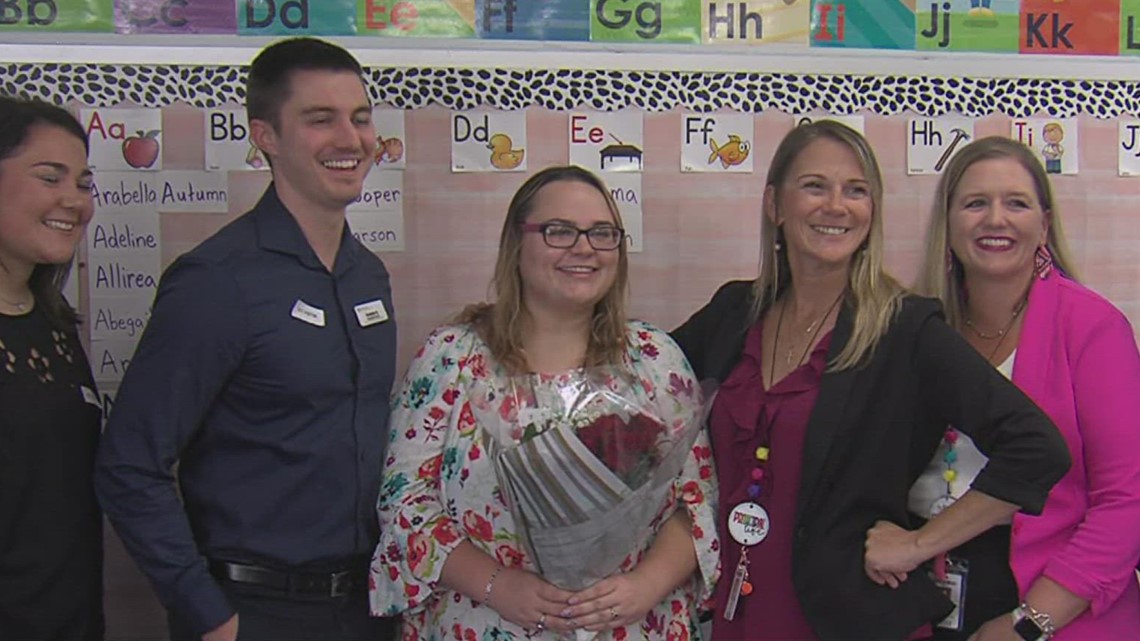 Flour Bluff teacher surprised with free eye surgery