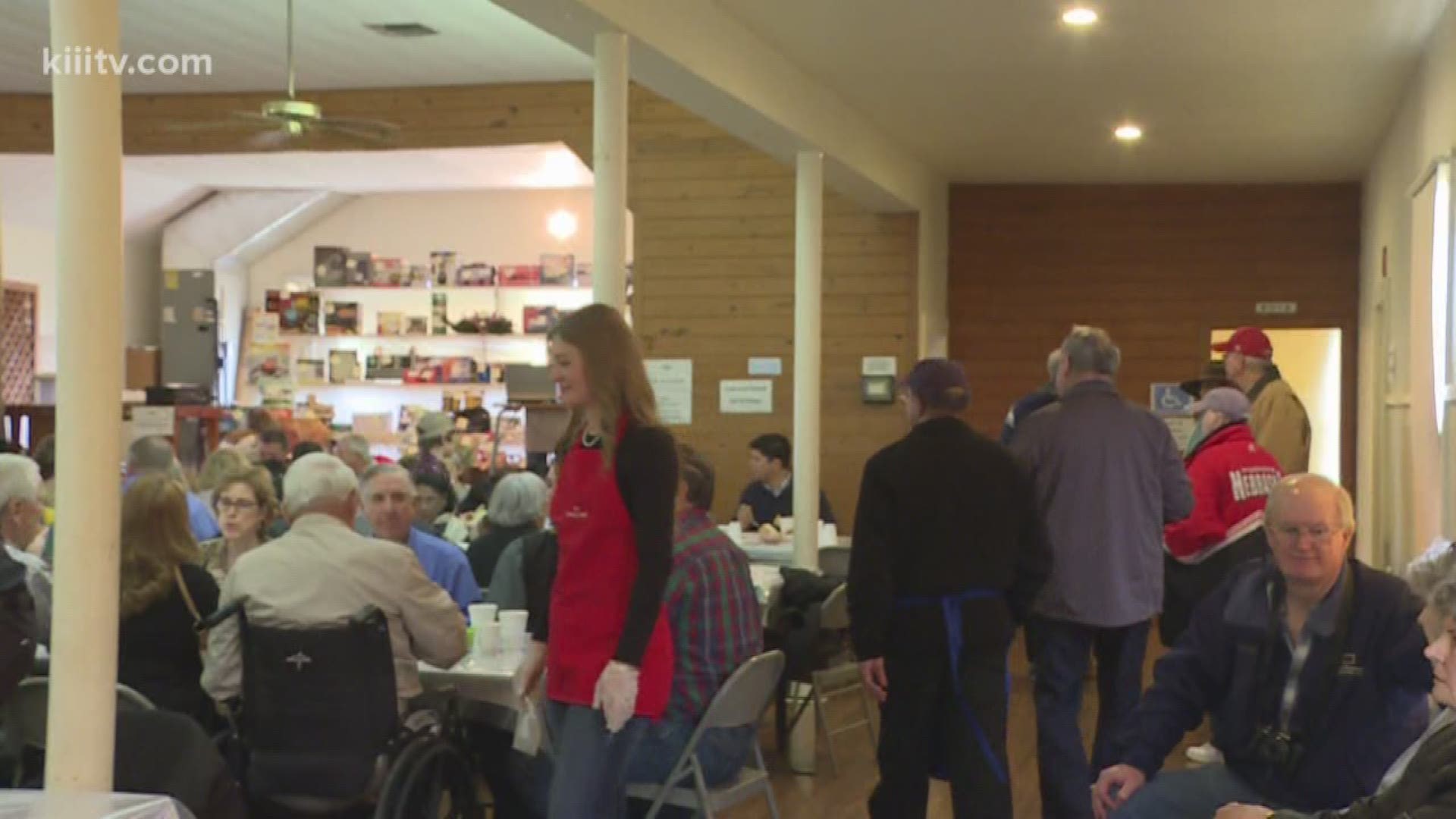 For 104 years a South Texas church has been dishing up Thanksgiving meals with the annual Vattman Dinner.