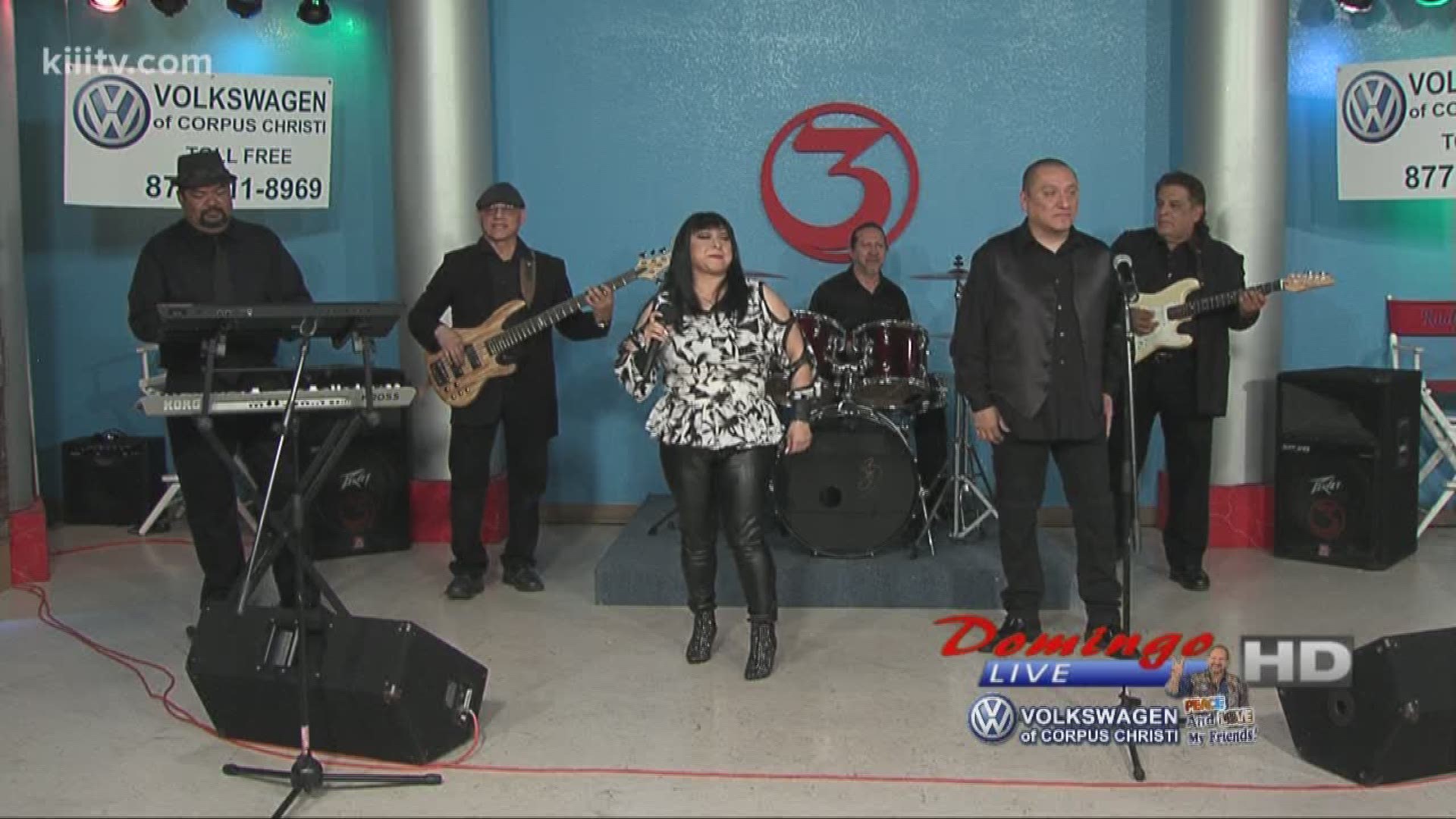Sound Rave Band performing "My Dearest Darling" on Domingo Live!