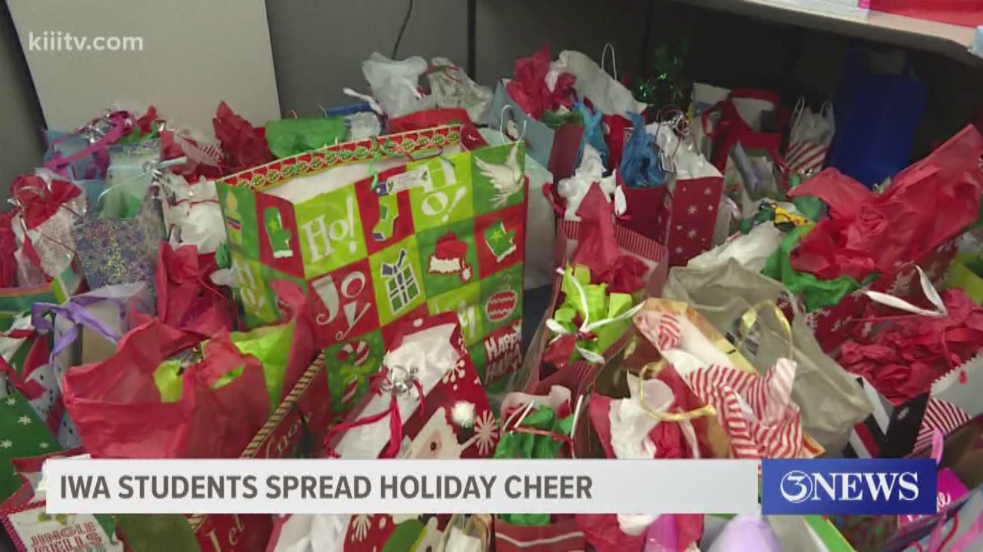 Incarnate Word Academy students found a way to give back this holiday season.