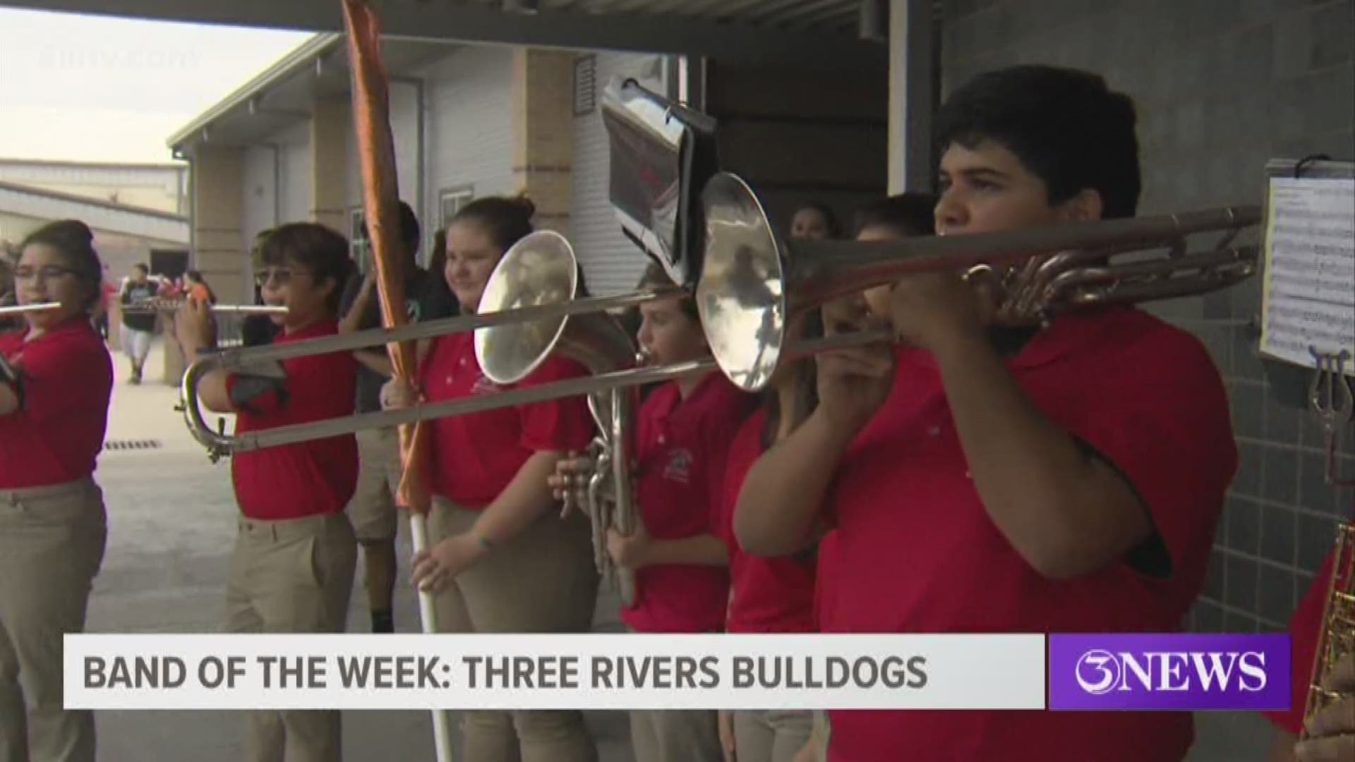 It's time for the Friday Night Sports Blitz, and that means crowning this week's winner of the 3News Band of the Week contest -- the Three Rivers Bulldogs!