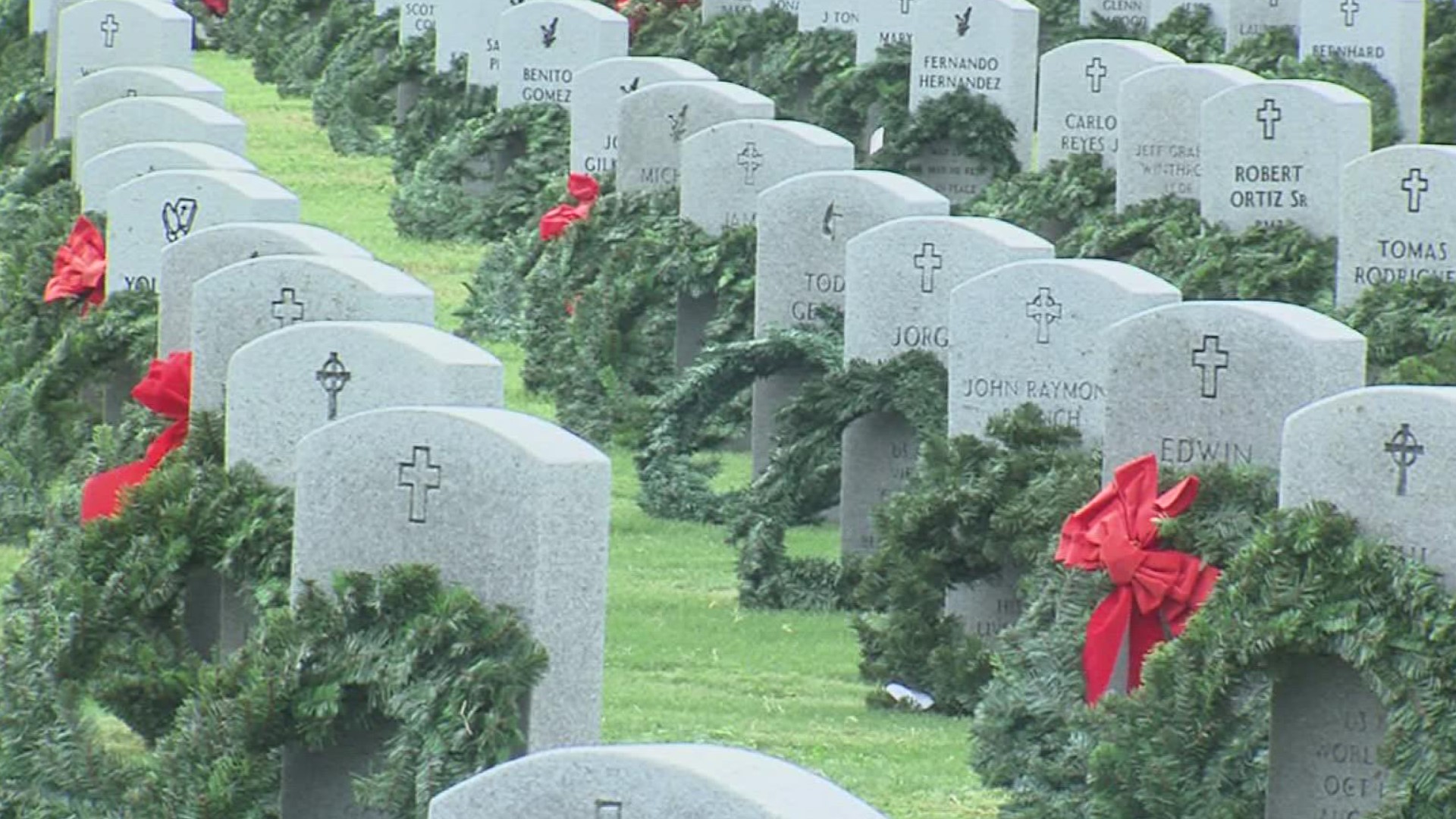 Families, students and veteran volunteers placed 4 thousand wreaths on every single gravesite at the cemetery.