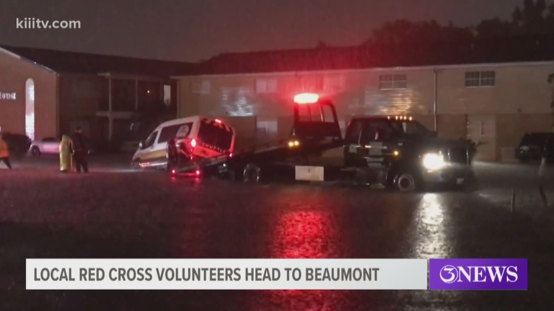 Red Cross volunteers head to Beaumont Texas to assist flood victims