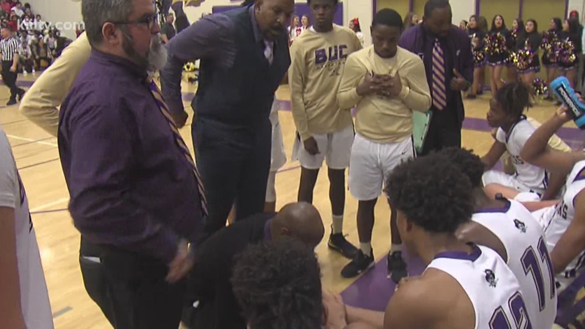 Miller boys basketball picks up come from behind win to essentially tie Ray at the top of District 30-5A. Plus, highlights of two other games in the Coastal Bend.