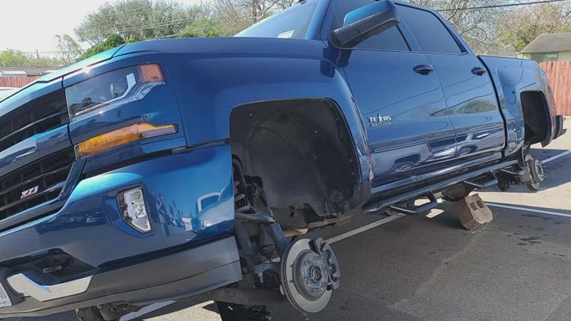 Corpus Christi man in shock after all four tires are stolen