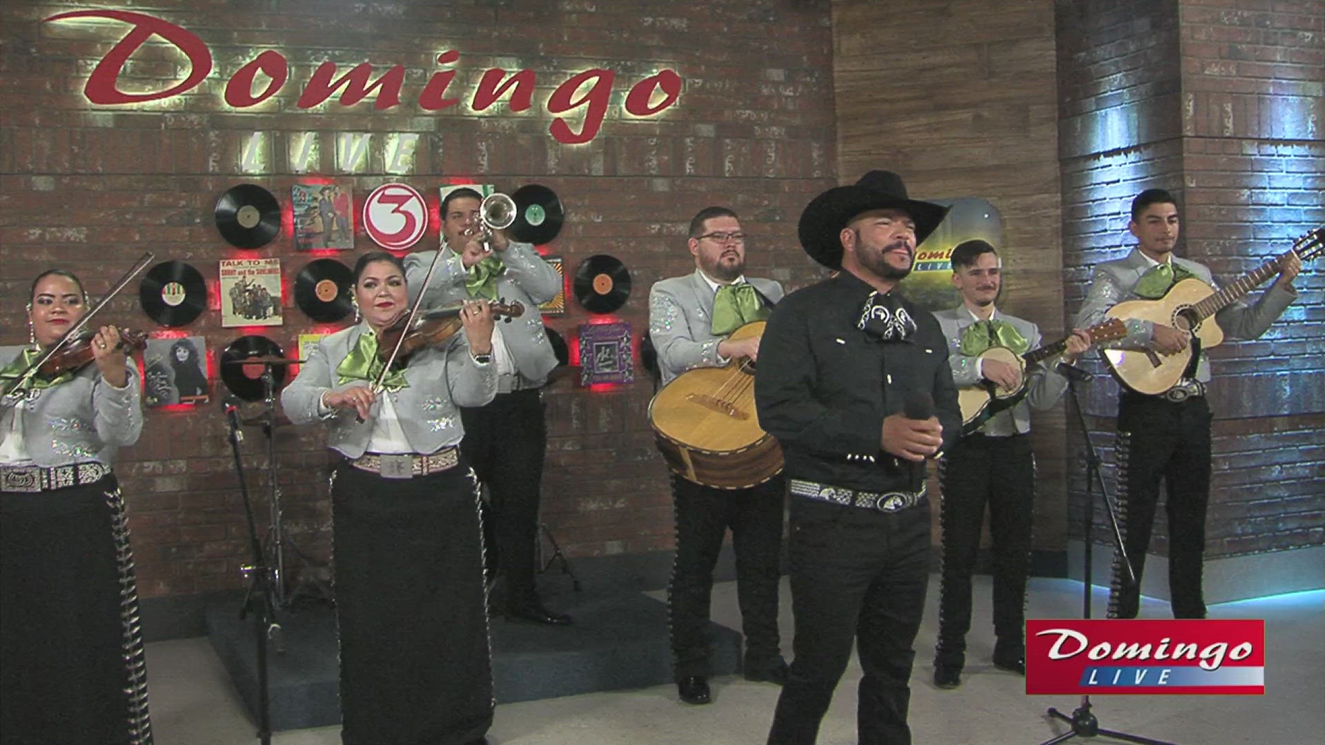 Michael Salgado and Mariachi Celestial joined us on Domingo Live to perform "Aca Entre Nos."