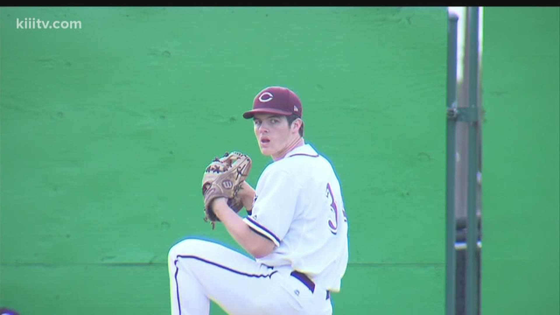 This week's 3News Athlete of the week is Calallen's Hambleton Oliver. 