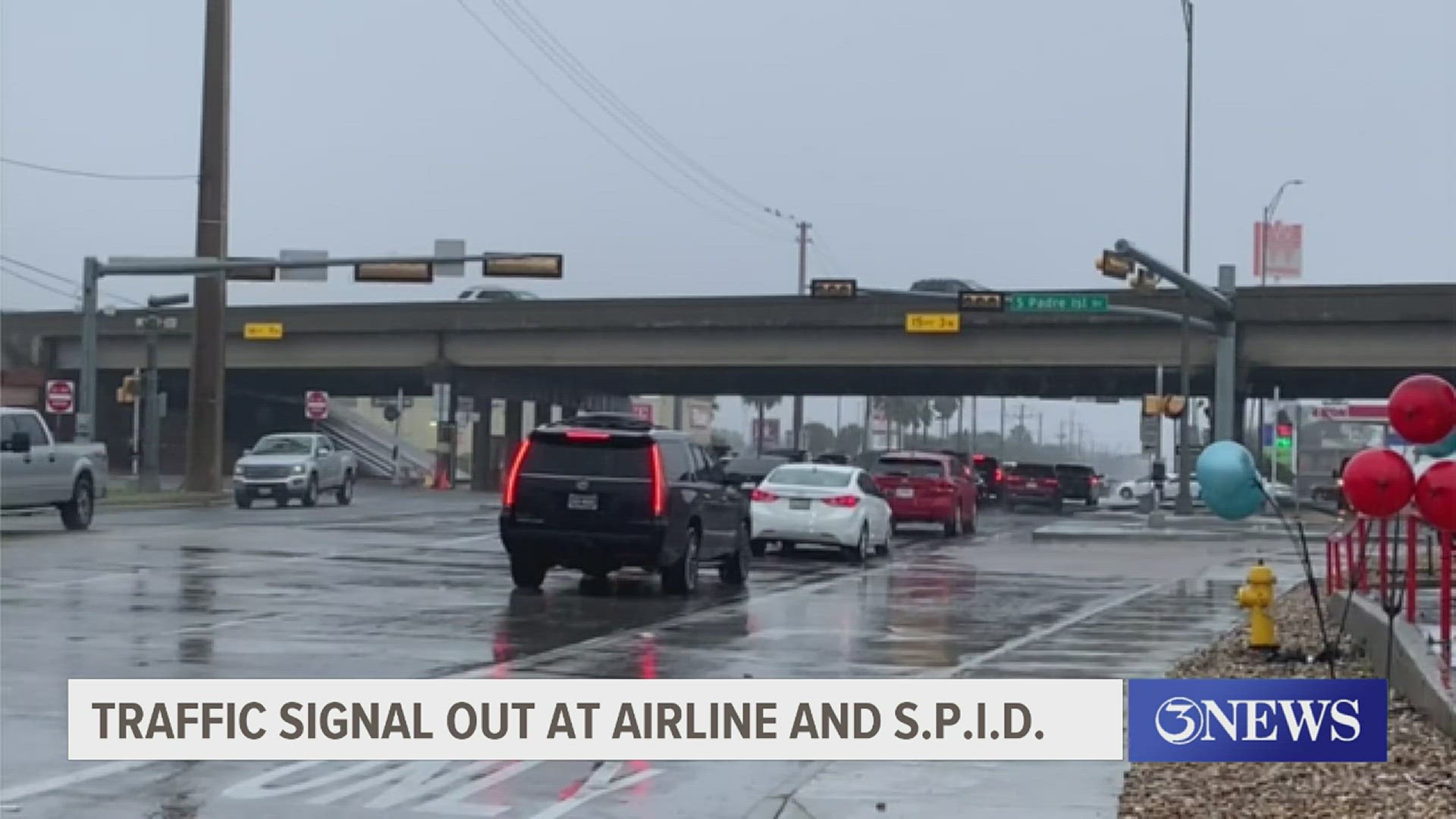 Traffic signal out at Airline and SPID Sunday