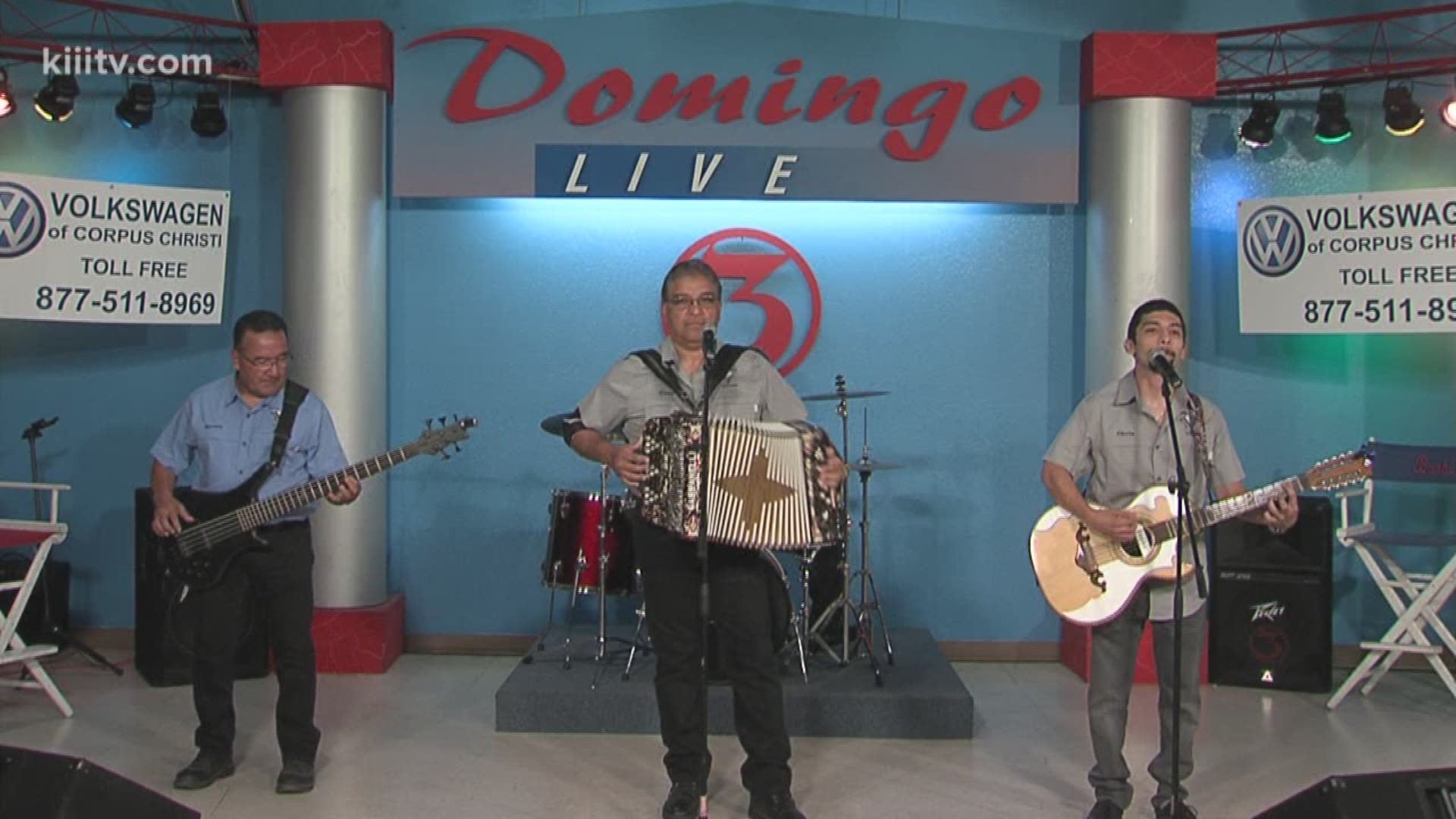 Tony Lopez Y Su Conjunto Performing "La Chancla" on Domingo Live!