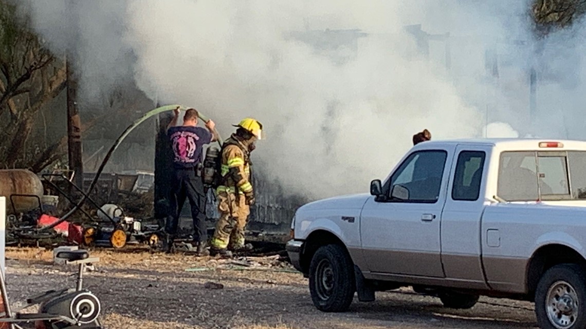 Banquete, Texas, house fire leaves eight people without homes