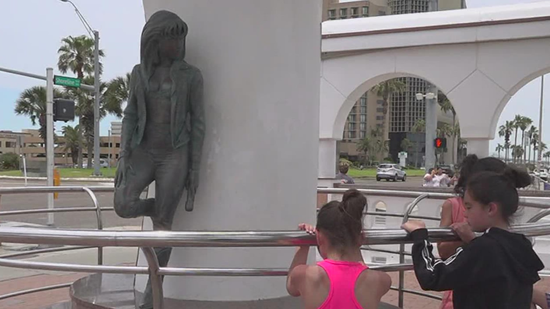 The City is hoping of bringing the original artist back to retouch the statue.
