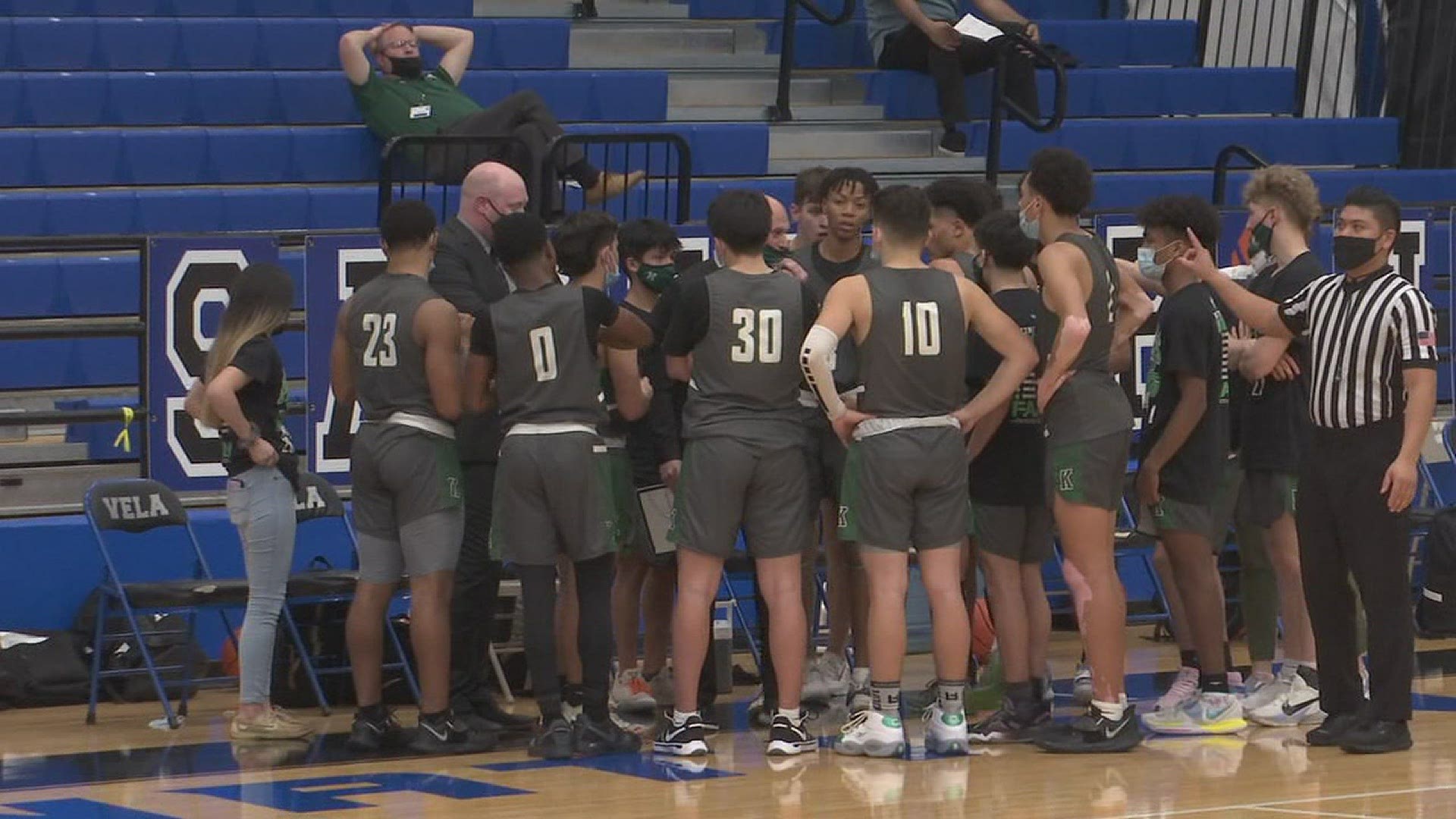 The Mustangs get the opening-round win 74-58. Highlights courtesy KRGV-TV.