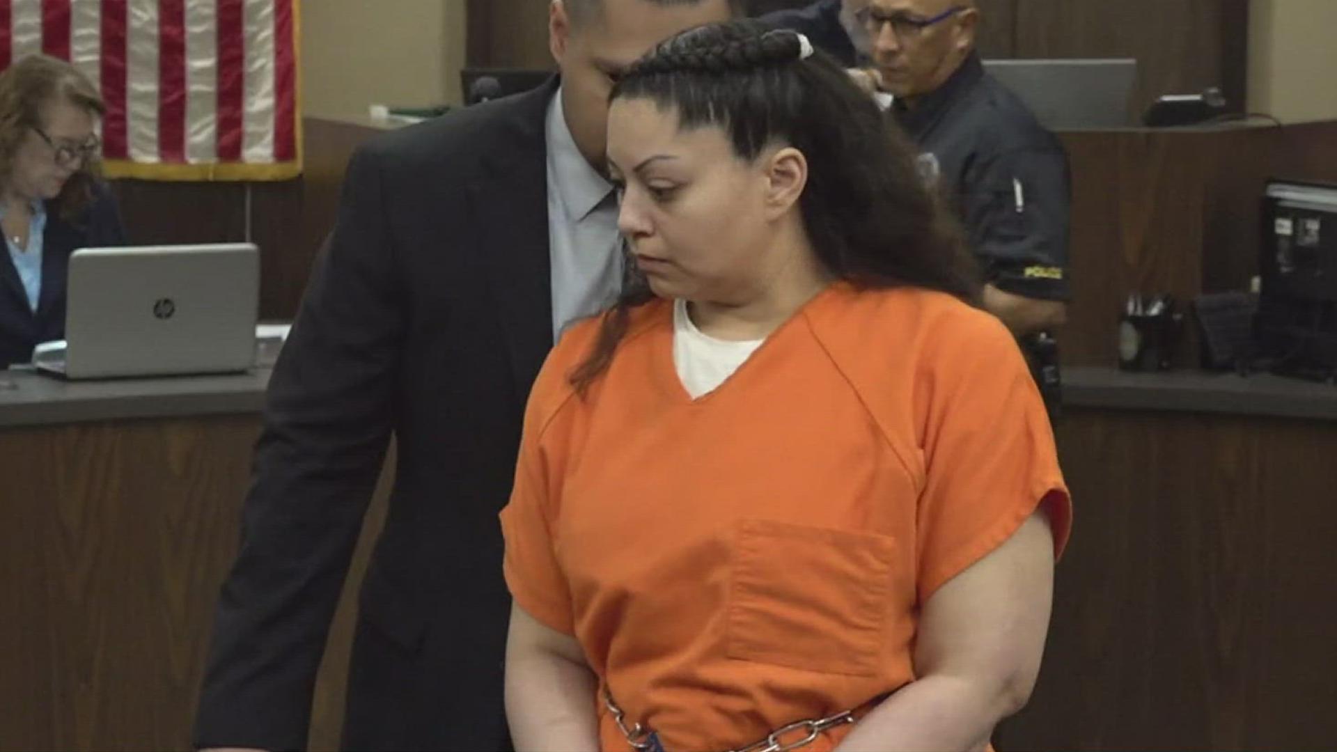 Roxanne Palacios' bond reduced to $100,000 for 2022 fatal crash ...