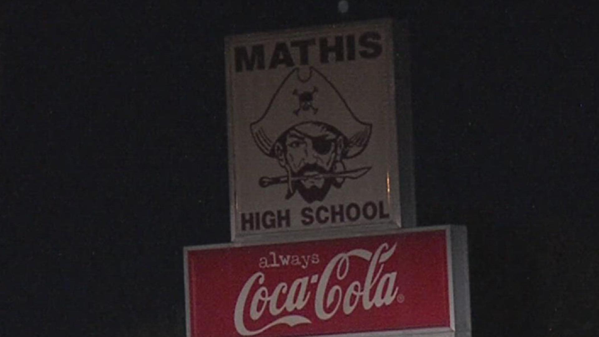 Parents speak out after hearing tied to Mathis High School assault case ...