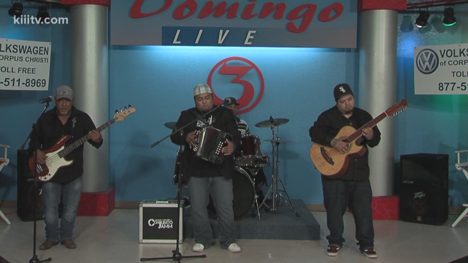 Michael Longoria Y Conjunto Jamm Performing on Domingo Live!