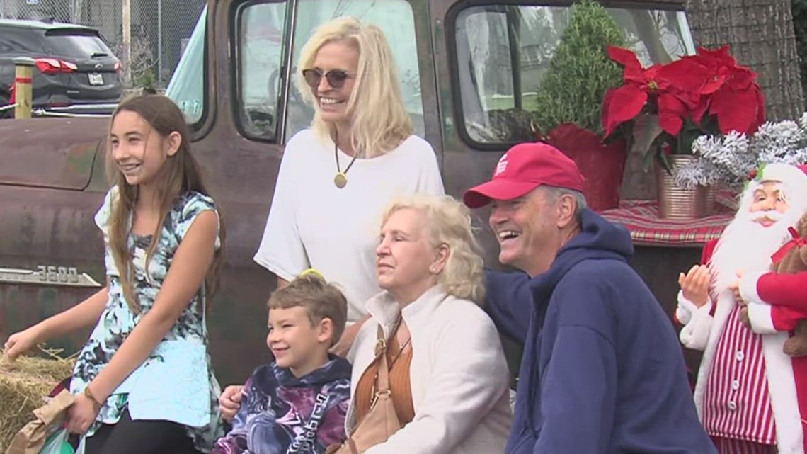 'Christmas in Aransas Pass' brings families out to enjoy the city - Vimarsana News