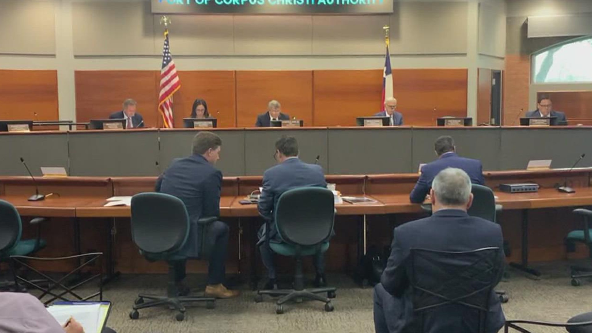The City of Corpus Christi said Wednesday it wants the Port of Corpus Christi to withdraw it's $500 million application for a desalination plant.