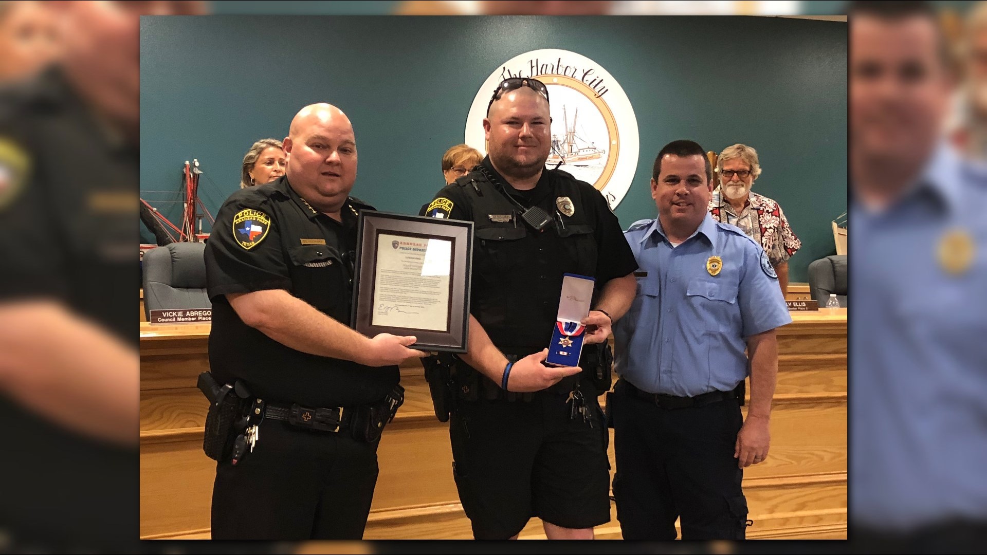 Aransas Pass Police Officer Receives Lifesaving Medal