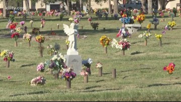 Man Woman Arrested For Grave Robbing At Memory Gardens Kiiitv Com