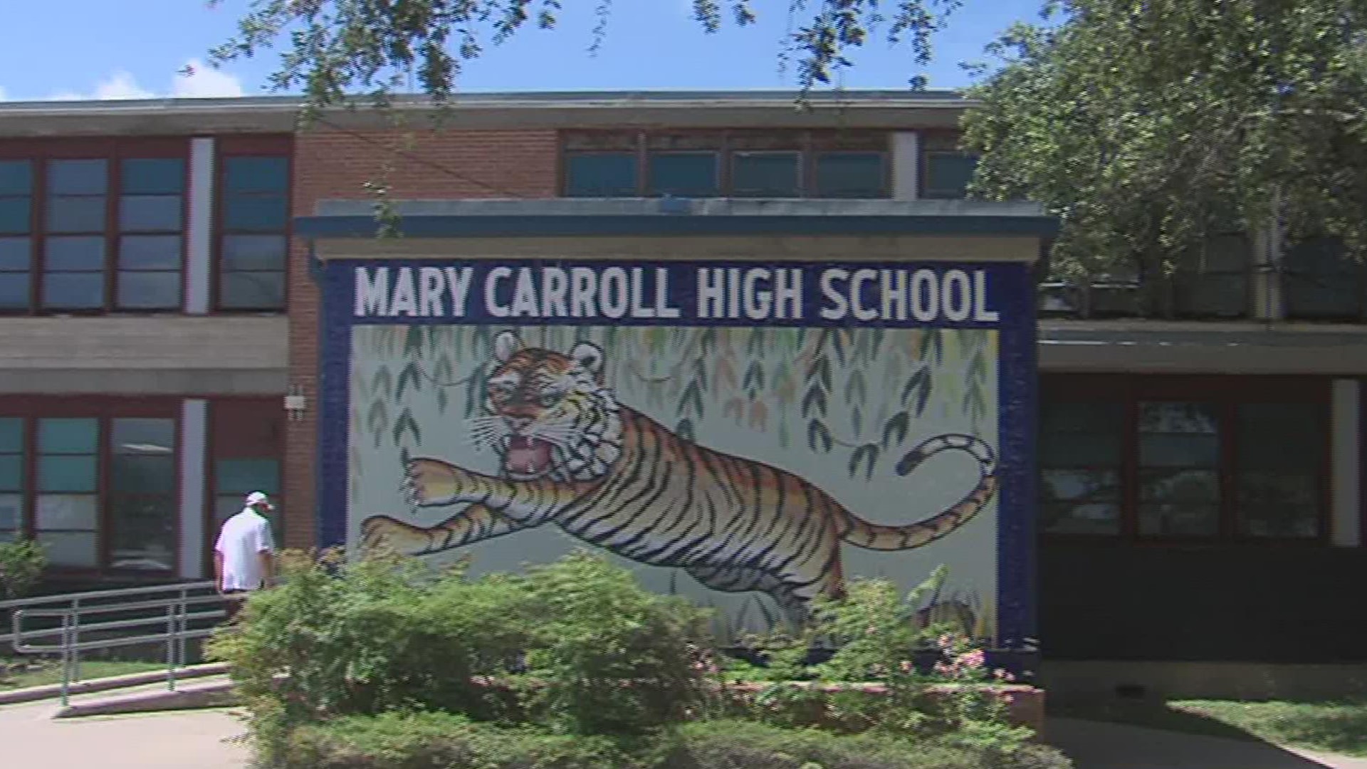 CCISD board votes to demolish old Carroll High School | kiiitv.com