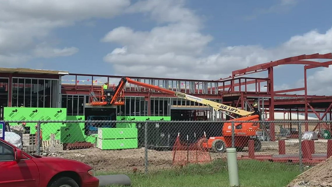 New high school building for SkidmoreTynan ISD delayed due to shortage