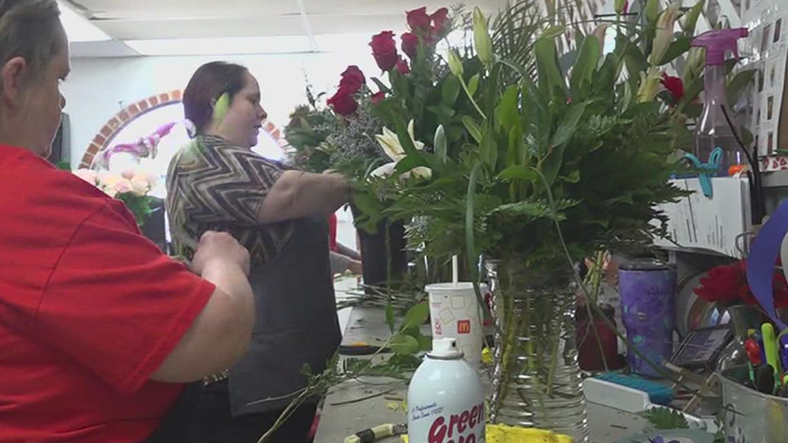 Why this year's Valentine's Day flowers may cost you a bit more - Vimarsana News