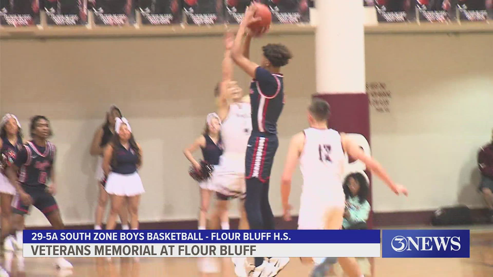 Vets boys rally past Flour Bluff. Hornets girls beat rival Eagles. London boys, girls sweep Banquete.