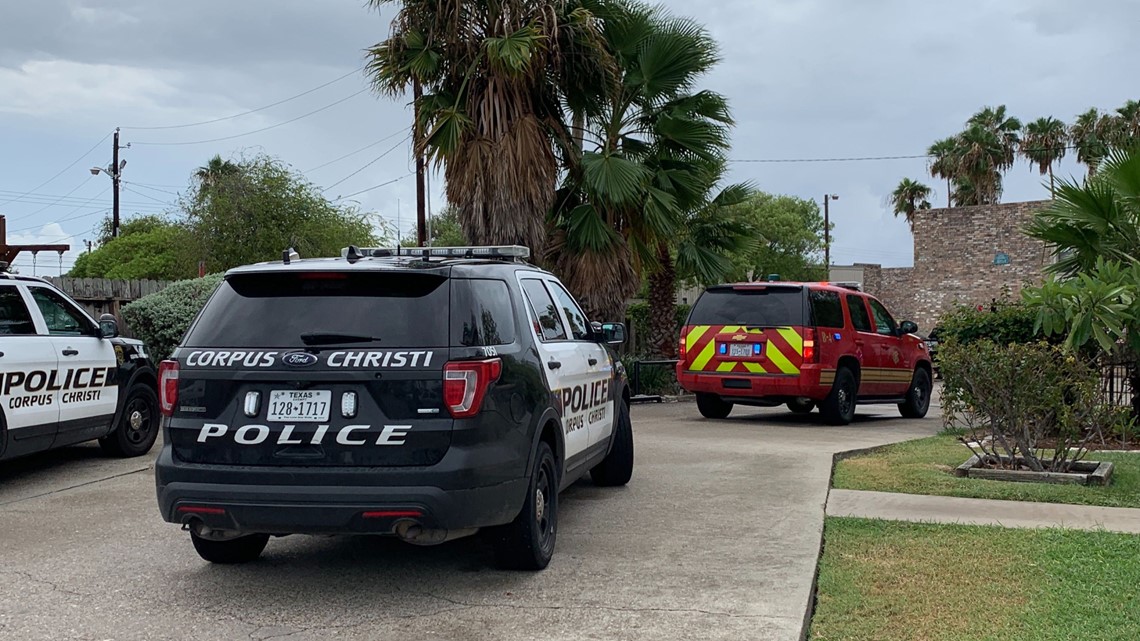 Fountains Apartment shooting sends teens to hospital