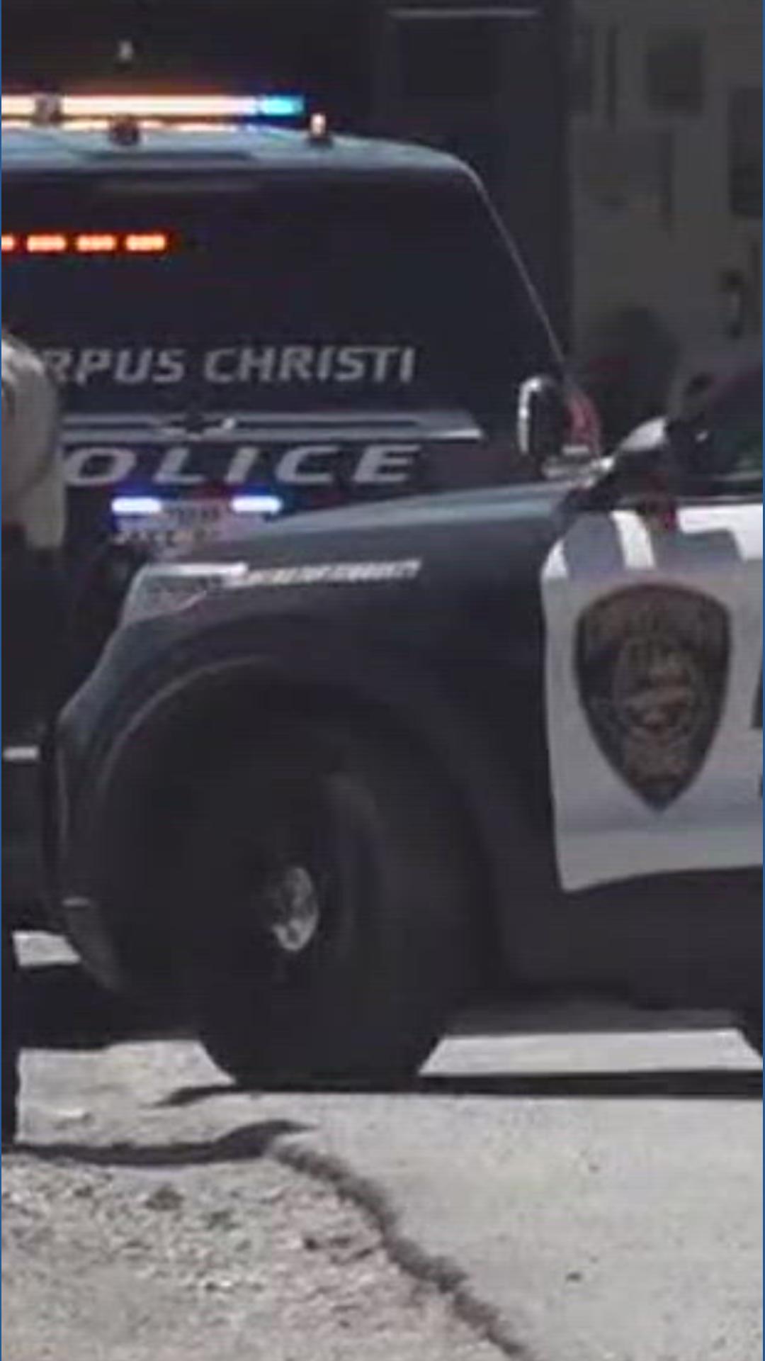 3-hour standoff ends peacefully after 32year-old man surrenders to CCPD ...
