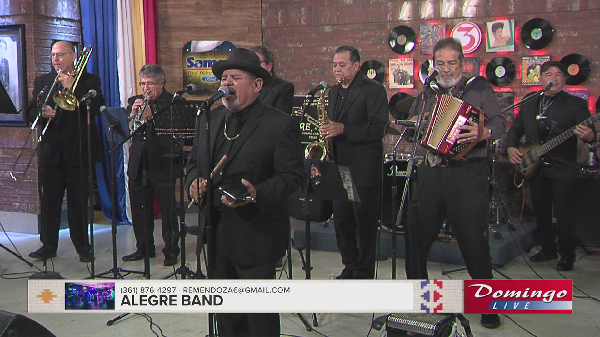 Alegre Band joined us on Domingo Live to perform their version of “Cumbia del Chon” by Steve Jordan.