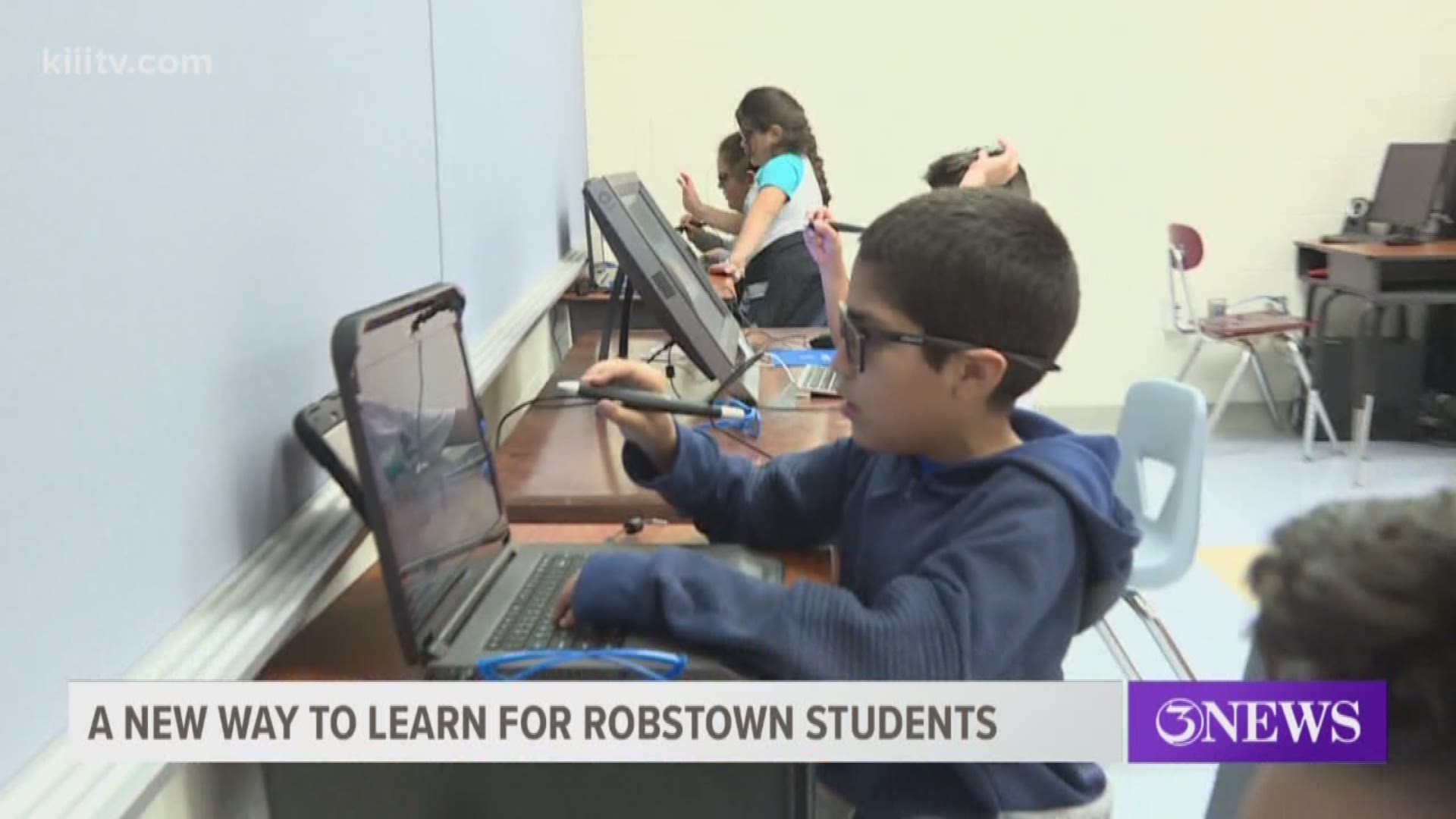There's some new technology at Robert Driscoll Elementary School in Robstown, Texas, that has students so excited they don't want to go home at the end of the day. I