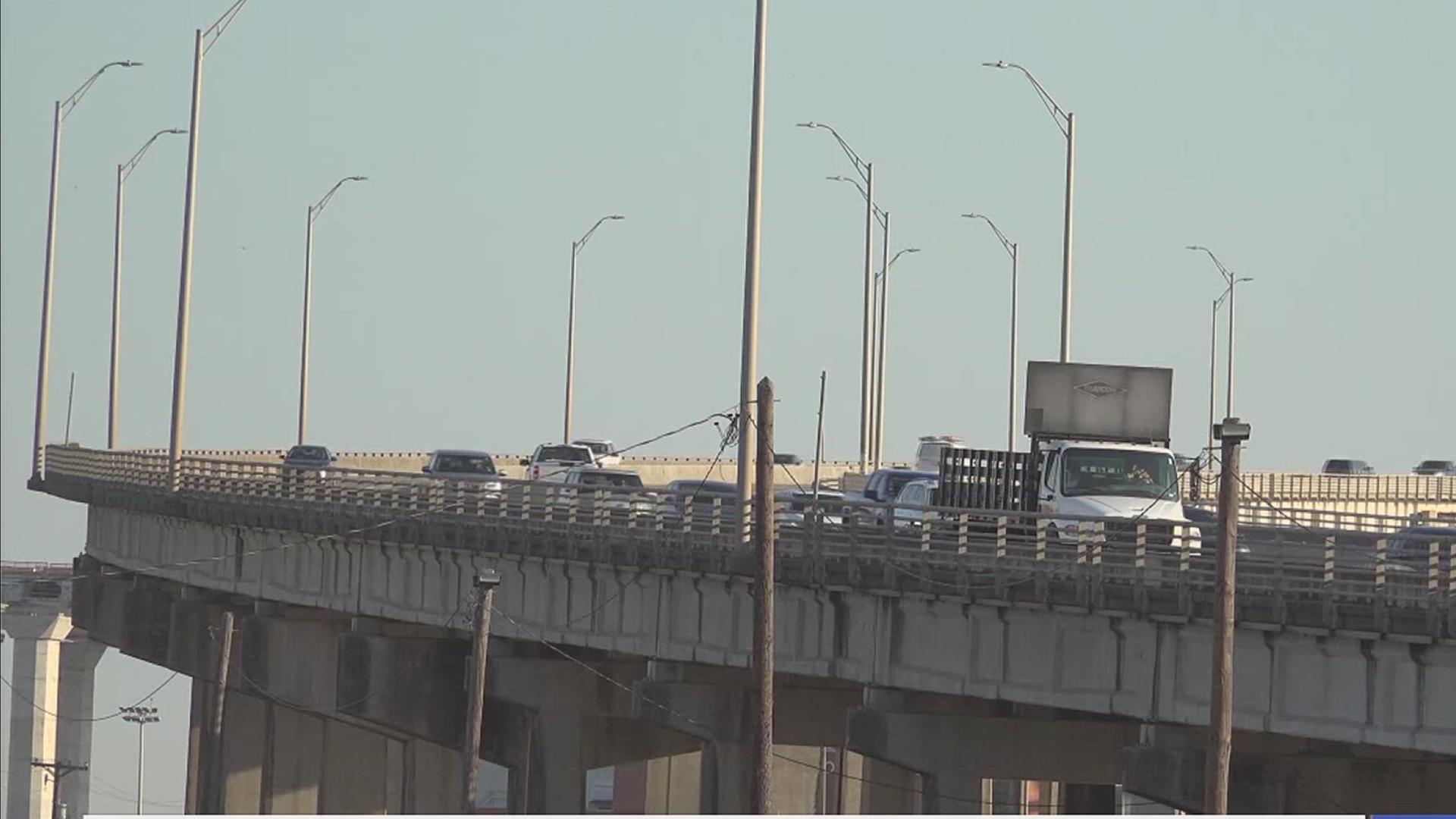 Officials said the 18-wheeler was driving on Highway 181 when the driving shaft came off the truck, punctured the fuel tank and spilled diesel fuel over the roadway.