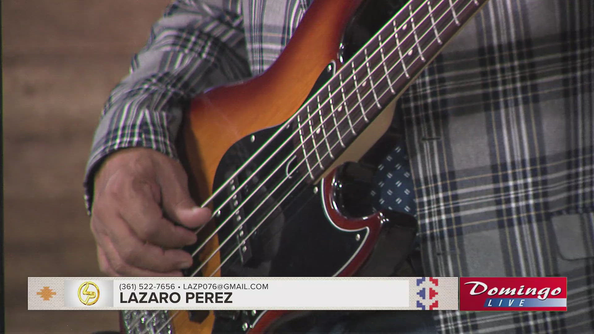 Lazaro Perez and his band perform "Me Gusta Estar Contigo" on Domingo Live!